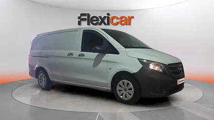 Usado Mercedes Vito 102 CV (75 kW) 2022 Blanco Van