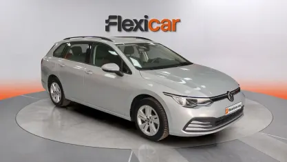 Usado VW Golf VIII Life 150 HP (110 kW) 2022 Cinzento Carrinha