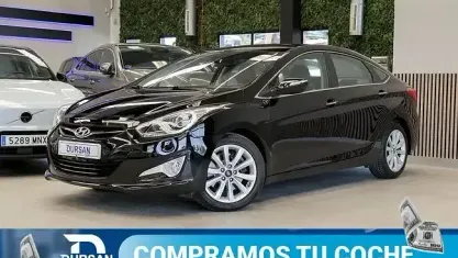 Usado Hyundai i40 GLS 136 CV (100 kW) 2012 Negro Berlina