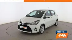 Usado 2015 Toyota Yaris Hybrid Active Berlina | 12.799 € (Precio justo)