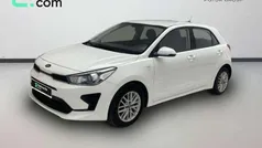 Blanco Usado 2021 Kia Rio Utilitario | 12.790 € (Precio justo)