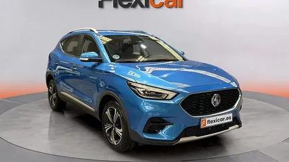 Usado MG ZS Comfort 111 CV (81 kW) 2022 Azul Berlina