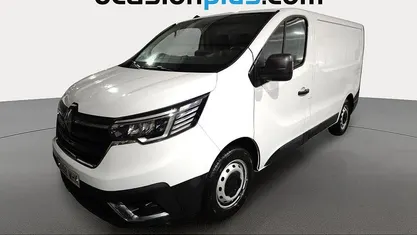Usado Renault Trafic 130 CV (95 kW) 2023 Blanco Monovolumen