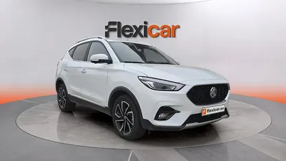 Usado MG ZS Luxury 111 CV (81 kW) 2023 Blanco SUV