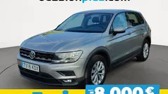 Gris plata Usado 2017 VW Tiguan Edition SUV | 17.750 € (Precio justo)