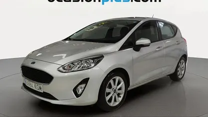 Usado Ford Fiesta Trend+ 101 CV (74 kW) 2017 Gris plata Utilitario