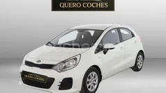 Blanco Usado 2015 Kia Rio Berlina | 7990 € (Precio justo)