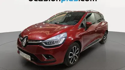 Usado Renault Clio Zen 90 CV (66 kW) 2017 Rojo Familiar