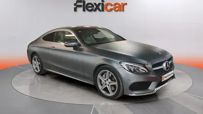 Usado Mercedes C300 245 CV (180 kW) 2016 Gris Coupe