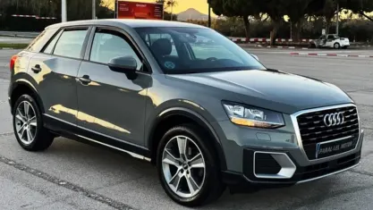 Usado Audi Q2 Design 151 CV (111 kW) 2019 Gris / plata SUV