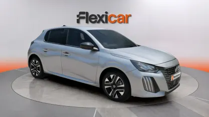 Usado Peugeot 208 Allure 101 CV (74 kW) 2025 Gris Utilitario