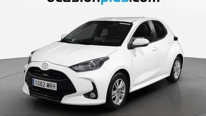 Usado Toyota Yaris Edition 125 CV (91 kW) 2024 Blanco Utilitario