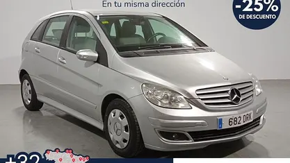 Usado Mercedes B170 117 CV (86 kW) 2005 Gris Monovolumen