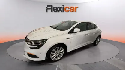 Usado Renault Mégane Bose Edition 110 CV (80 kW) 2017 Blanco Berlina
