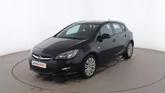 Negro Usado 2015 Opel Astra Selective Utilitario | 9499 € (Precio justo)