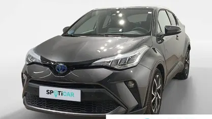 Gris / plata Usado 2022 Toyota C-HR Advance SUV | 24.700 € (Precio justo)