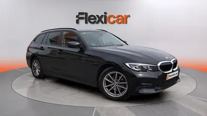 Usado BMW 318 150 CV (110 kW) 2022 Negro Familiar