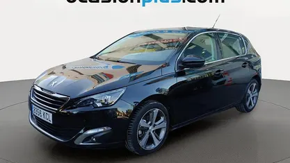 Usado Peugeot 308 Allure 120 CV (88 kW) 2017 Negro Utilitario