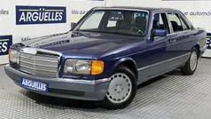 Azul Usado 1986 Mercedes 300 SE Berlina | 6990 €