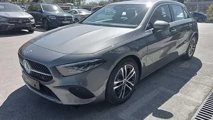 Usado Mercedes A180 136 CV (100 kW) 2025