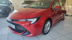 Rojo Usado 2020 Toyota Corolla Active Berlina | 21.500 € (Precio justo)