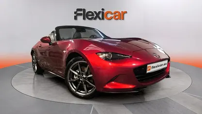 Usado Mazda MX5 Homura-Line 184 CV (135 kW) 2023 Rojo Descapotable