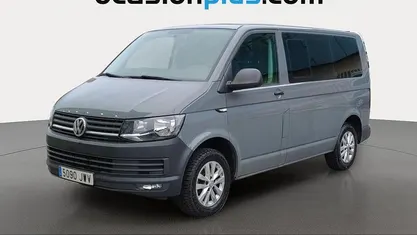 Gris Usado 2017 VW Caravelle Trendline Monovolumen | 27.732 € (Precio justo)