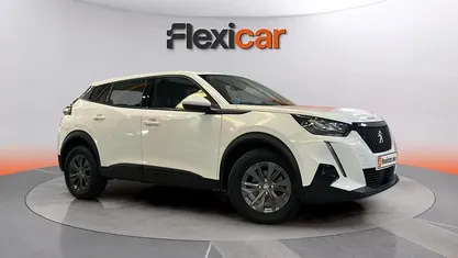 Usado Peugeot 2008 Active 111 CV (81 kW) 2021 SUV