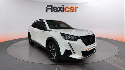 Usado Peugeot 2008 Allure 110 CV (80 kW) 2022 SUV