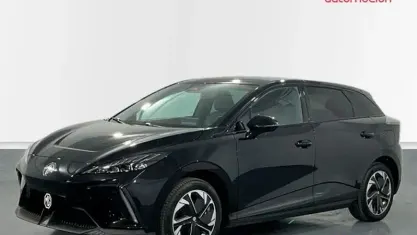 Usado MG MG4 EV Luxury 150 kW (204 CV) 2024 Negro Utilitario
