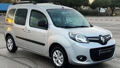 Gris Usado 2017 Renault Kangoo LIMITED Familiar | 14.900 € (Precio justo)