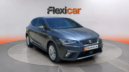 Usado Seat Ibiza 116 CV (85 kW) 2024 Gris Utilitario
