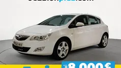 Blanco Usado 2012 Opel Astra Selective Utilitario | 8290 € (Precio justo)