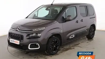 Käytetty Citroën Berlingo Shine 102 HP (75 kW) 2020 Harmaa Tila-auto