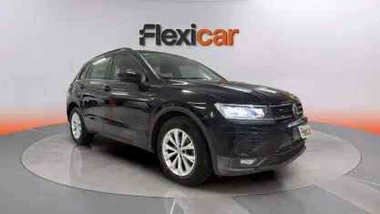 Usado VW Tiguan Edition 150 CV (110 kW) 2017 Gris SUV