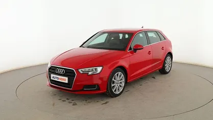 Usado Audi A3 Design 115 CV (84 kW) 2017 Rojo Berlina