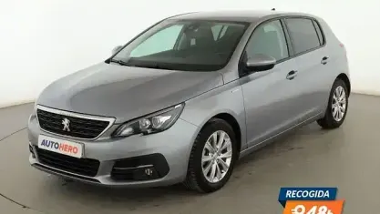 Usado Peugeot 308 Style 130 CV (95 kW) 2019 Gris Berlina