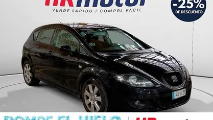 Usado Seat Leon Stylance 106 CV (77 kW) 2008 Negro Utilitario