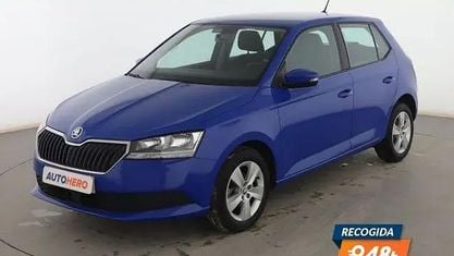 Używany Skoda Fabia Ambition 75 KM (55 kW) 2018 Niebieski Sedan/Limuzyna