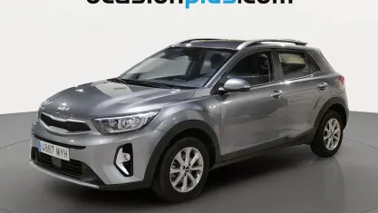 Usado Kia Stonic 79 CV (58 kW) 2025 Blanco SUV