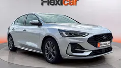 Usado 2023 Ford Focus ST-Line Berlina | 18.390 € (Precio justo)
