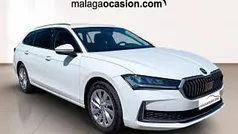 Blanco Usado 2025 Skoda Superb Selection Familiar | 39.490 € (Precio justo)