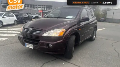 Usado SsangYong Kyron 141 CV (103 kW) 2007 Violeta / lila SUV