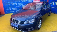 Grisnegro Usado 2011 VW Passat Highline Berlina | 10.650 € (Precio justo)