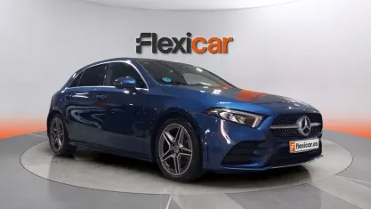 Usado Mercedes A180 136 CV (100 kW) 2021 Azul Berlina