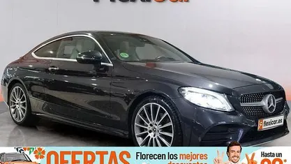 Usado Mercedes C220 194 CV (142 kW) 2022 Gris Coupe