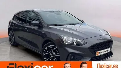 Używany Ford Focus ST-Line 125 KM (91 kW) 2018 Szary Hatchback