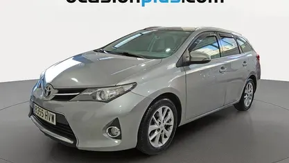 Usado Toyota Auris Active 132 CV (97 kW) 2014 Familiar