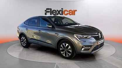 Usado Renault Arkana Equilibre 140 CV (102 kW) 2022 Gris SUV