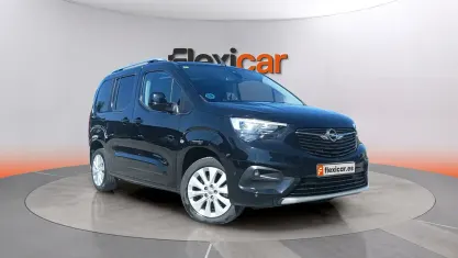 Usado Opel Combo Life 131 HP (96 kW) 2020 Preto Monovolume